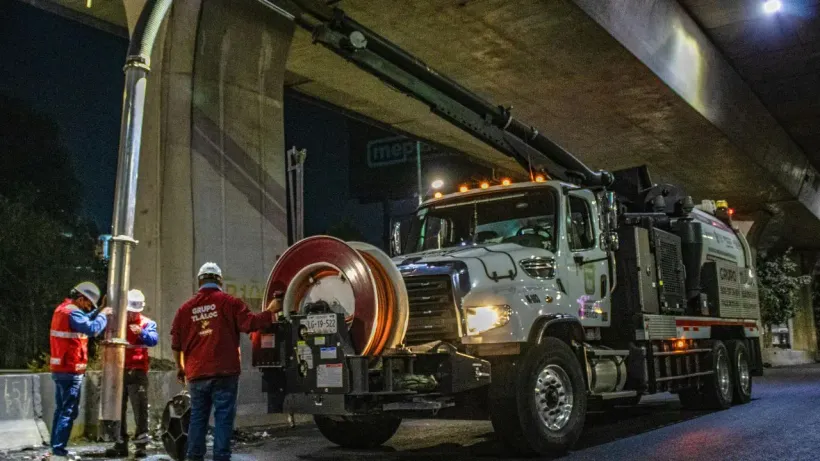 Utility Truck Insurance in California: Coverage for Electricians, Plumbers & Contractors
