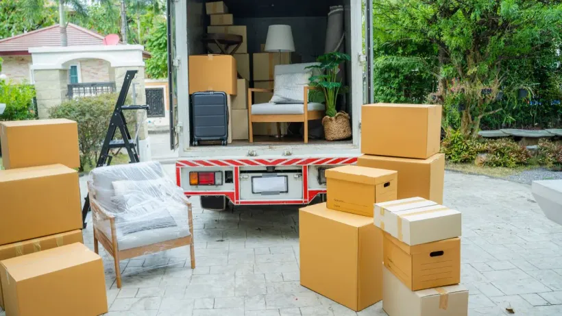 Moving Truck Insurance Coverage Guide in California: Protecting Household Goods
